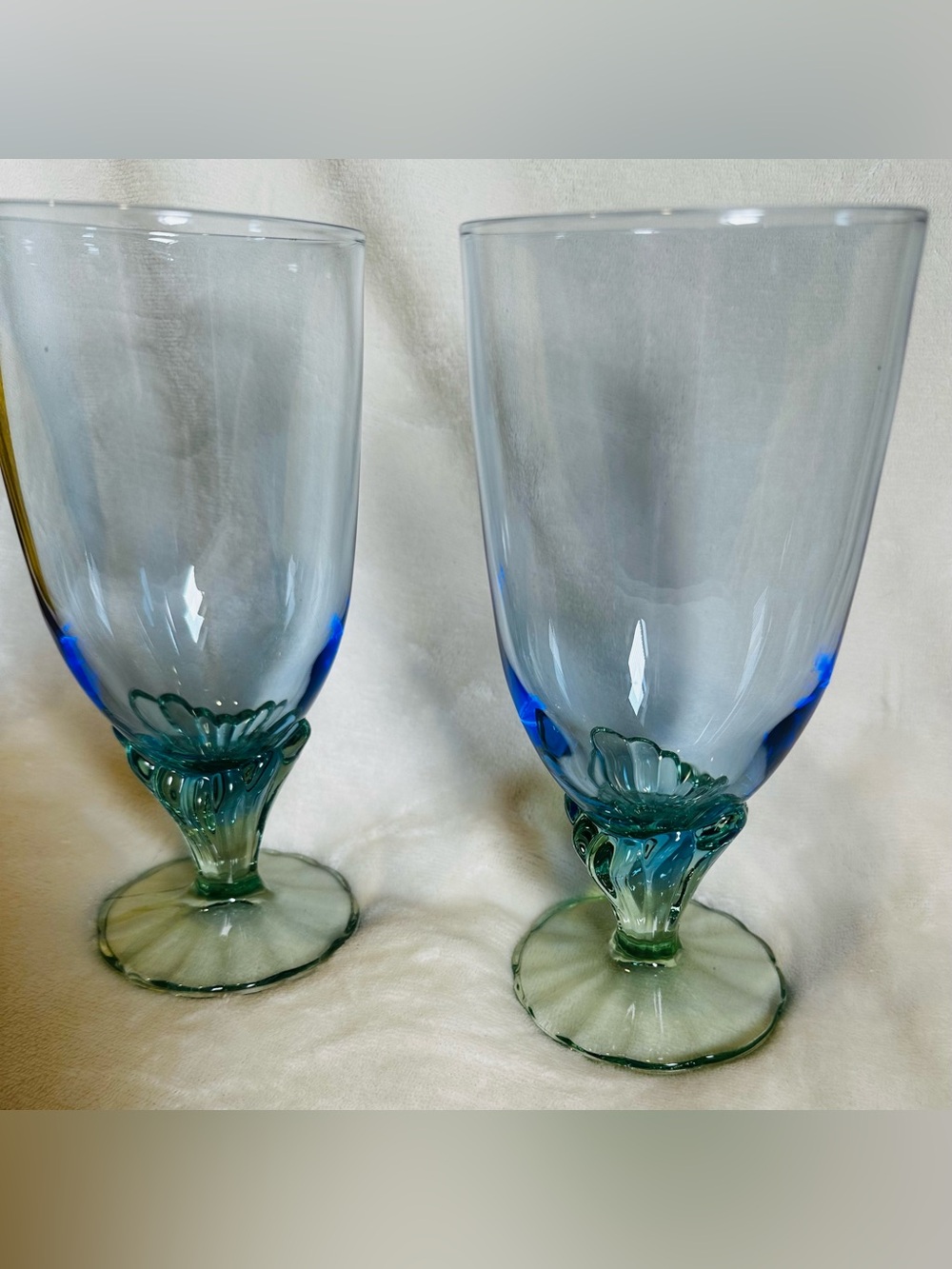 Bormioli Rocco Bahai Blue Green Hand Blown Italian Glass Water Goblets 7.5" (2)